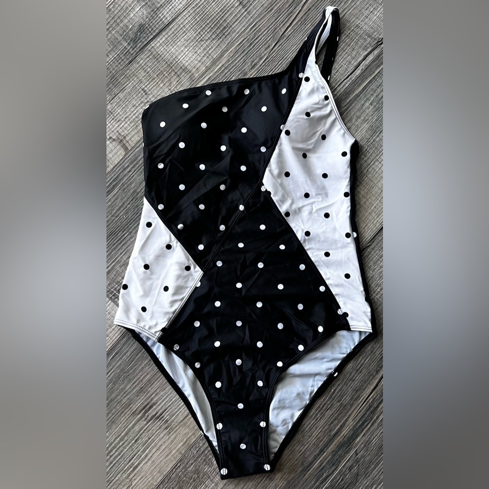 Polka Dot One-Shoulder Women Swim One Piece